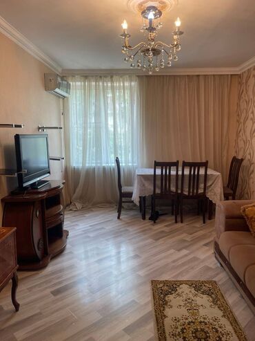 Uzunmüddətli kirayə mənzillər: Yasamal rayon Z.Xəlilov küçəsi 5 mərtəbəli binanın 2 –ci mərtəbəsində