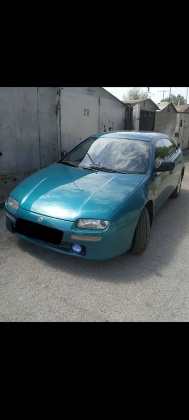 гаражная распродажа: Mazda 323: 1994 г., 1.5 л, Механика, Бензин, Седан
