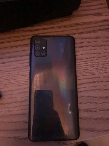 Samsung: Samsung Galaxy A51, 128 GB, Barmaq izi, İki sim kartlı, Face ID