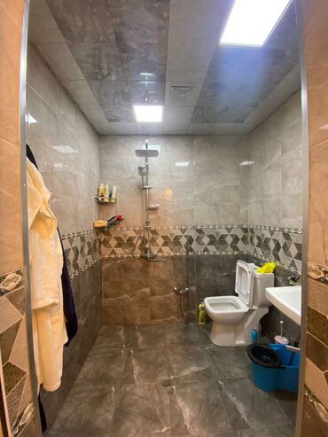 Uzunmüddətli kirayə mənzillər: Mənzil kirayı verilir. 2 otaq 17.3 mərtəbə. Teze temirden cixmish — 9