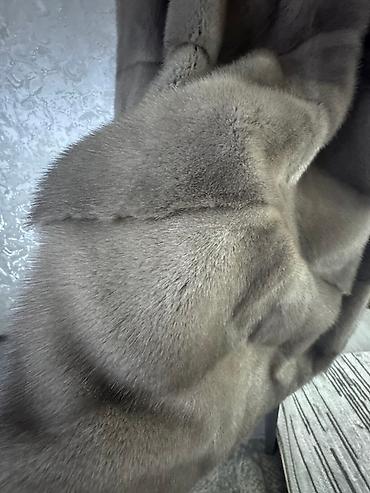 Шубы: Шуба, Норка, По колено, L — 9