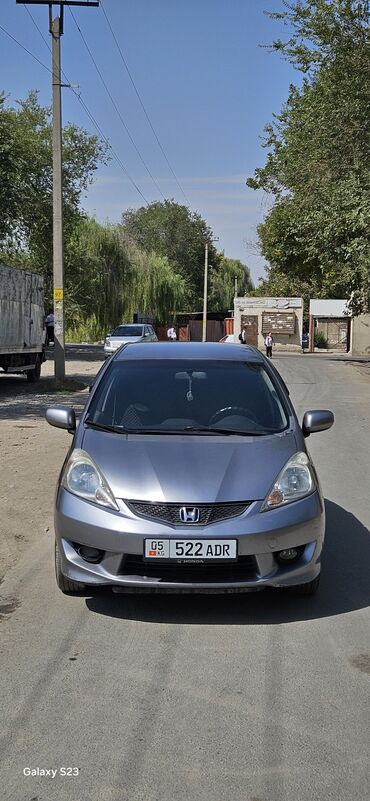 авто с последующим выкупом бишкек фит: Honda Fit: 2009 г., 1.5 л, Автомат, Бензин