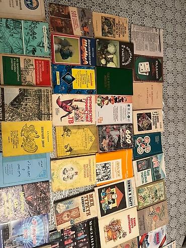 Другие книги и журналы: Отдам дешово спрашивайте пишите книги от 50 сомов Представляем — 6