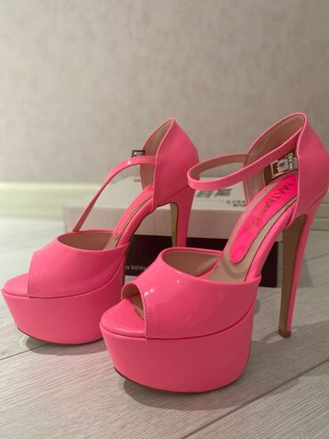 Женская обувь: Размер: 38, цвет - Розовый, Новый