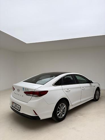 Hyundai: Hyundai Sonata: 2022 г., 2 л, Автомат, Газ, Седан — 5
