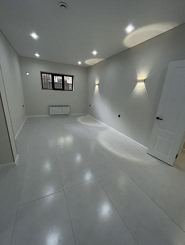 на трассе: Продажа магазинов В жилом доме, 92 м², Утеплен, Цокольный этаж этаж — 2