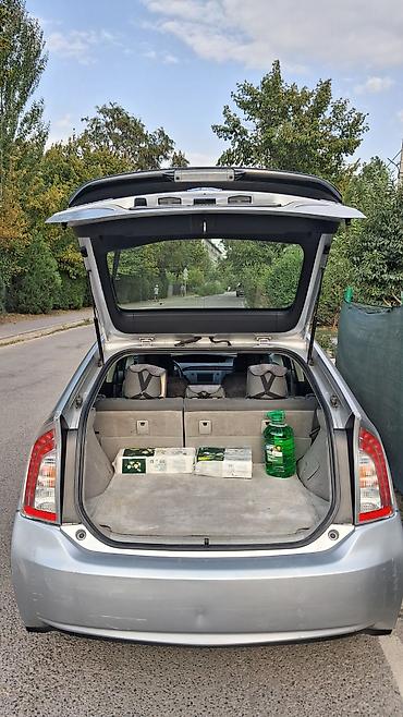 спойлео: Toyota Prius: 2012 г., 1.8 л, Вариатор, Гибрид, Хэтчбэк — 6