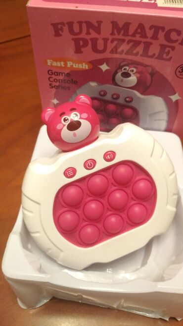 Oyuncaqlar: Bu rəqs edən robot it oyuncağı ağ və mavi rənglərdə hazırlanmışdır — 7