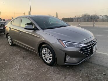 Hyundai: Hyundai Elantra: 2019 г., 2 л, Автомат, Бензин, Седан