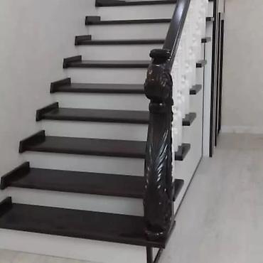 Деревянные лестницы: Деревянная лестница Для дома, Форма лестницы: Прямая, Стиль: Классический — 24