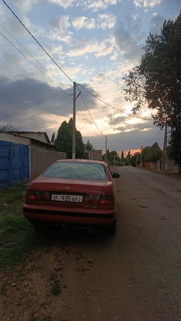 бу запчасти на мерседес в бишкеке: Toyota Carina E: 1993 г., 1.6 л, Механика, Бензин, Седан