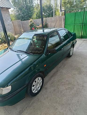 сокулук кун туу: Volkswagen Passat: 1994 г., 1.8 л, Кол менен иштөөчү, Бензин, Седан — 9