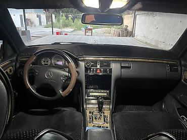 сет 302: Mercedes-Benz E-Class: 2002 г., 3.2 л, Автомат, Бензин, Седан — 7