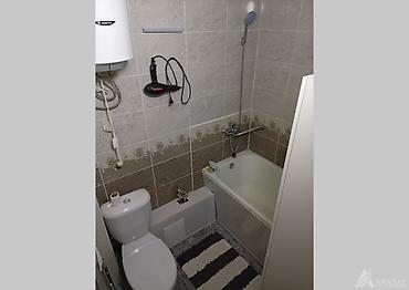 Продажа квартир: 3 комнаты, 64 м², 6 мкр 104 серия, 1 этаж, Свежий ремонт — 7
