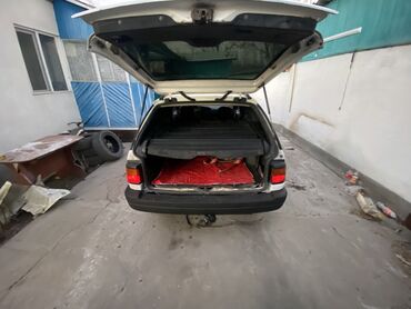 Volkswagen: Volkswagen Passat Variant: 1991 г., 1.8 л, Механика, Бензин, Универсал — 12