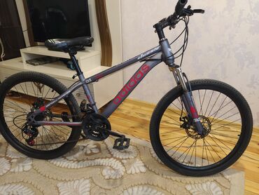 Şəhər velosipedləri: İşlənmiş Şəhər velosipedi Adidas, 24", sürətlərin sayı: 7, Ünvandan götürmə