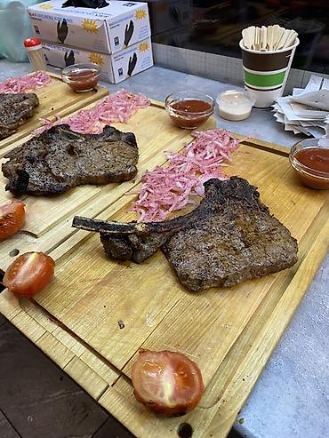 Sifarişlə hazır yeməklər: Gündəlik təzə məhsullar, isti servis və sürətli yığılma. Dönər və — 15