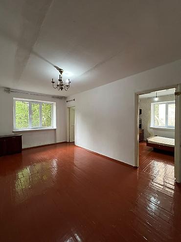 3 комнаты, 47 м², 1 этаж, Косметический ремонт at lalafo.kg 3 комнаты, 47 м², 1 этаж, Косметический ремонт