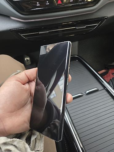 honor 80: OPPO Find X6, 12/256 ГБ Ключевые характеристики: - Процессор — 6