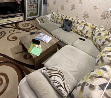 журнальный столик деревянный: İşlənmiş, Künc divan, Qonaq otağı üçün, Açılmayan, Almaniya