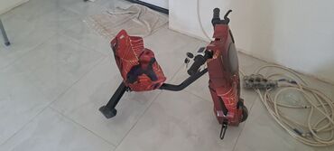 uwaq oturacagi: Uşaq üçün elektrikli drift skuter (3 təkərli) - Dizayn: Qırmızı