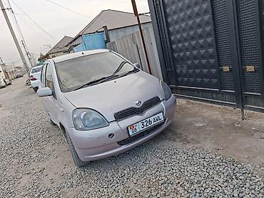 bmw ix3: Toyota Vitz: 2001 г., 1.3 л, Автомат, Бензин, Хэтчбэк — 1
