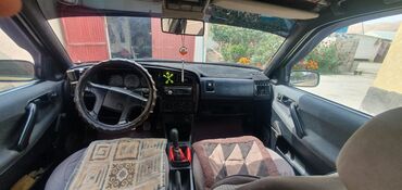 Volkswagen: Volkswagen Passat Variant: 1991 г., 1.8 л, Механика, Бензин, Универсал — 7