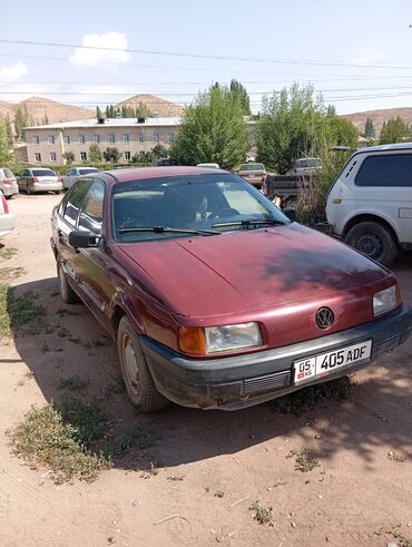 щит прибор на пассат б3: Автомобиль Volkswagen Passat B3 седан, окрашенный в бордовый цвет