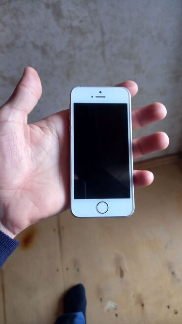 telefon barter: IPhone SE, 16 GB, Gümüşü, Barmaq izi