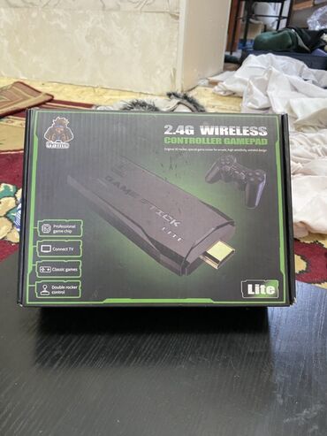 Ретро консоли: Игровая приставка Game Stick Lite с беспроводными геймпадами 2.4G 10