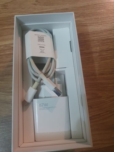 Xiaomi: Xiaomi 12X, rəng - Bənövşəyi, 
 Barmaq izi — 8