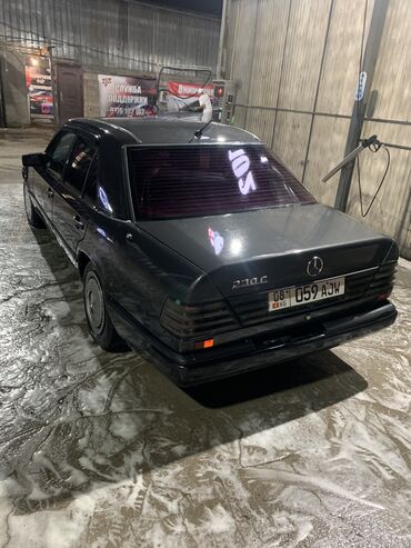 шыны на камаз: Mercedes-Benz W124: 1988 г., 2.3 л, Механика, Бензин, Седан