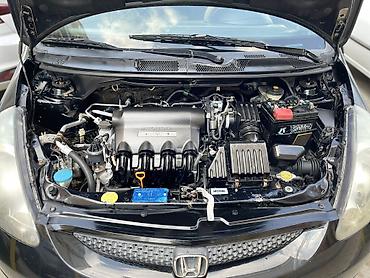 Honda: Honda Jazz: 2005 г., 1.4 л, Вариатор, Бензин, Хэтчбэк — 10