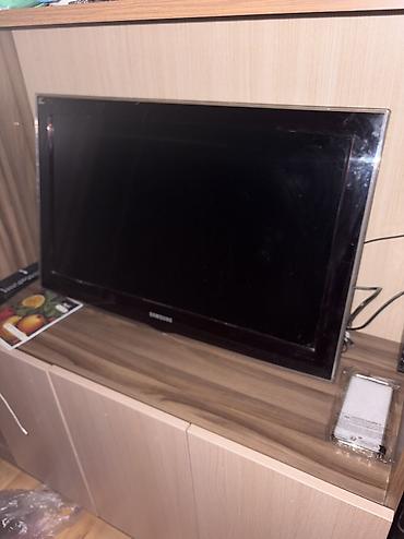 3d televizor: Samsung tv işleyir hec bir problemi yoxdu youtube işleyir smart tv — 1