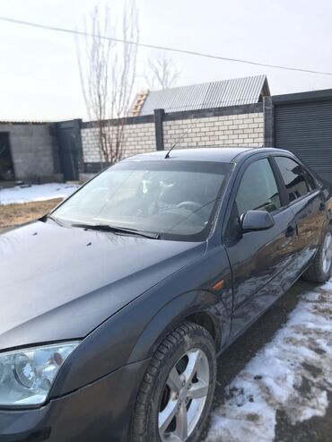 мон блан: Ford Mondeo: 2000 г., 2 л, Автомат, Бензин