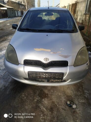 Toyota: Toyota Yaris: 2003 г., 1 л, Механика, Бензин, Хэтчбэк