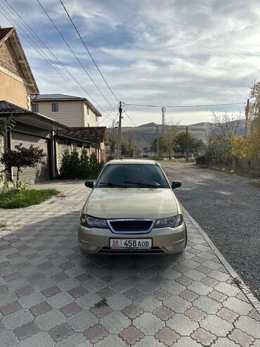 Daewoo: Daewoo Nexia: 2010 г., 1.5 л, Механика, Бензин, Седан