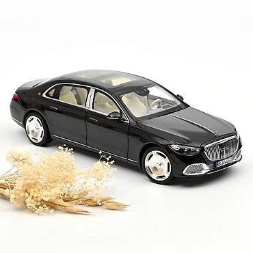100 jezika volim te: Mercedes-Maybach S 680 4MATIC 2021 – Crna – Norev Norev — 1
