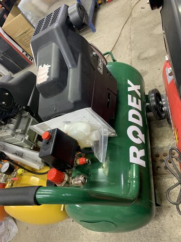 Компрессоры: Компрессор Электрический, Поршневой, Новый — 3