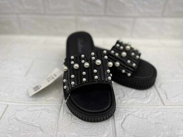 Papuče: 36-40
1600 din
Roba sa kosova — 7