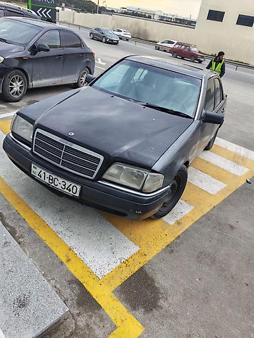mersedez: Mercedes-Benz C-Class sedan (W202) - Kuzov: 4 qapılı sedan, qara rəng — 10