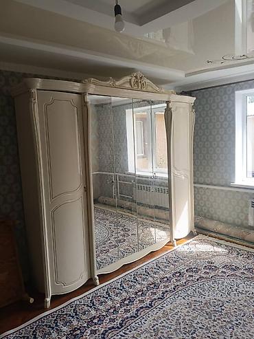 монумент: Спальный гарнитур в классическом стиле, цвет айвори с золотистой — 2