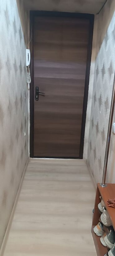 снять квартиру в заре: 2 бөлмө, 475 кв. м, Жеке план, 2 кабат, Косметикалык ремонт