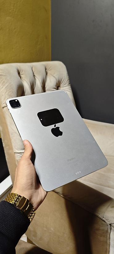 ipod touch 8: Ipad pro M2 yeni kimidir çox istifadə edilməyib. pul lazımdır deyə — 2
