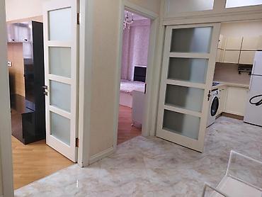 2 mertebe: İcarəyə verilir 2 otaqlı yeni tikili 70 m², 28 May m. Kateqoriya Yeni — 6