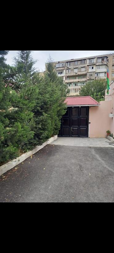 Mənzillər: Yeni yasama 1 .2 otaq giriw ùmumi.aileye veril,bezi komunal daxildir — 1