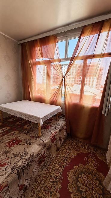 квартира филармония: 2 комнаты, 55 м², 105 серия, 2 этаж, Старый ремонт — 3