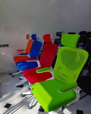 Ofis və oyun kresloları: Yeni, Təkərli, Qolları tənzimlənir, Parça — 21