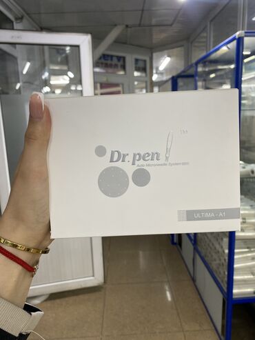 медицинский аппарат: DermaPen (Ultima A1) – аппарат инновационного образца, используемый