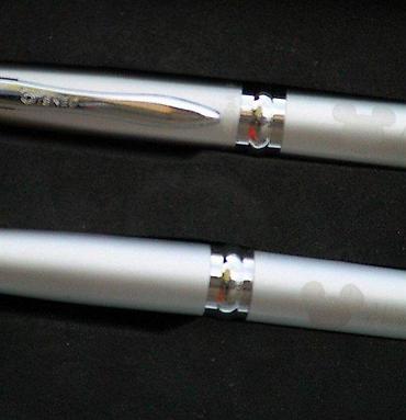 Ostali aksesoari: Mickey Mouse Disney olovke u metalnom boxu ORIGINAL. Extra rare — 8